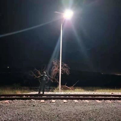 All In One 14000lm 30W 80W LED Solar Powered Street Light 18V pole install